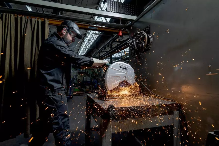 Tronçonneuse à Métaux METABO CS 22-355 - Ø 355 Mm 2300 W - 601786000 2 Tronçonneuse à Métaux METABO CS 22-355 - Ø 355 Mm 2300 W - 601786000 – Image 2