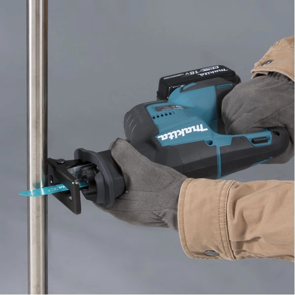 Scie Récipro 18V Li-ion MAKITA - DJR188RFJ 2 Scie Récipro 18V Li-ion MAKITA - DJR188RFJ – Image 2